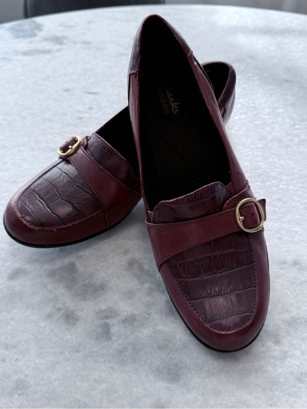 Clarks Women's Burgundy Croc-Embossed Loafers with Gold Buckle